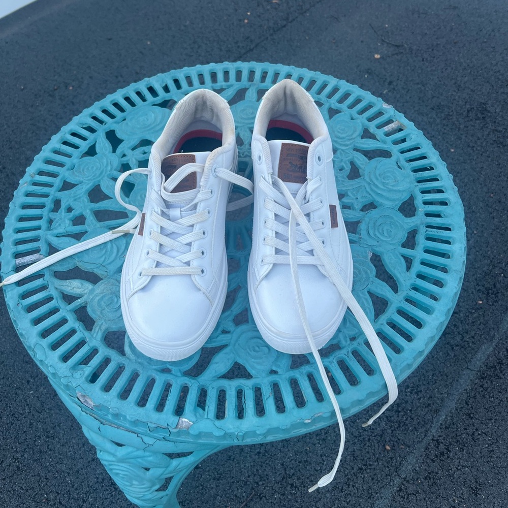 Levi’s shoes